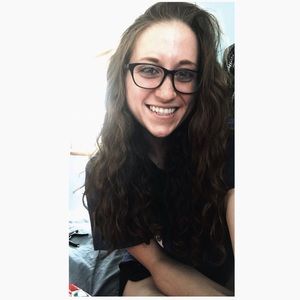 Meet your Posher, Megan